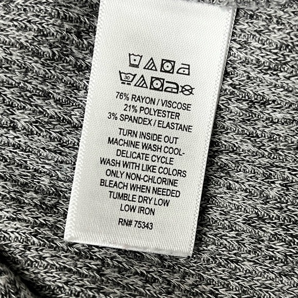 Tahari Grey Marled Snap Ribbed Cardigan Sweater Cropped Preppy Casual Grunge M - Picture 6 of 8